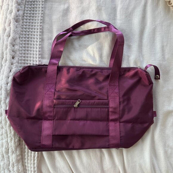 NWOT Utility Travel Duffle Bag - Picture 6 of 9